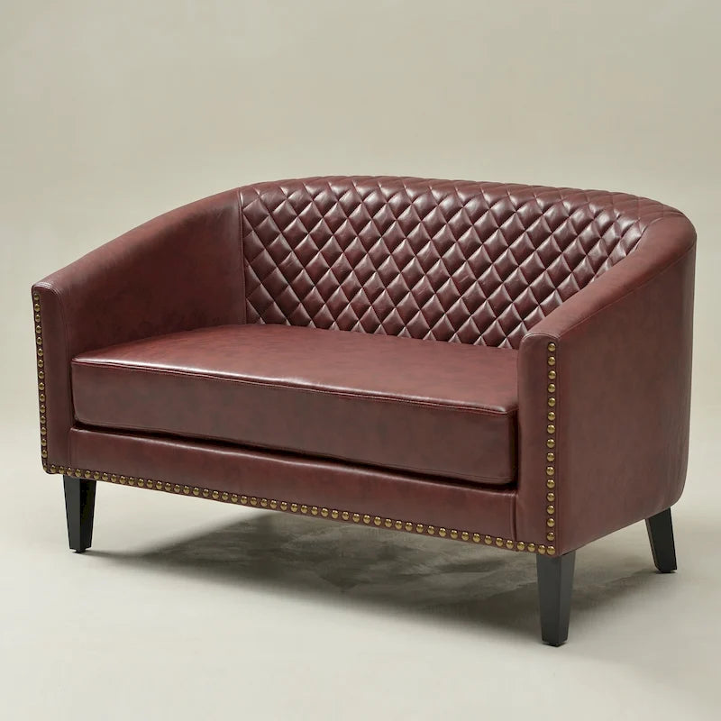 Causeuse touffetée en simili-cuir en forme de tonneau de 50" avec rivets en laiton