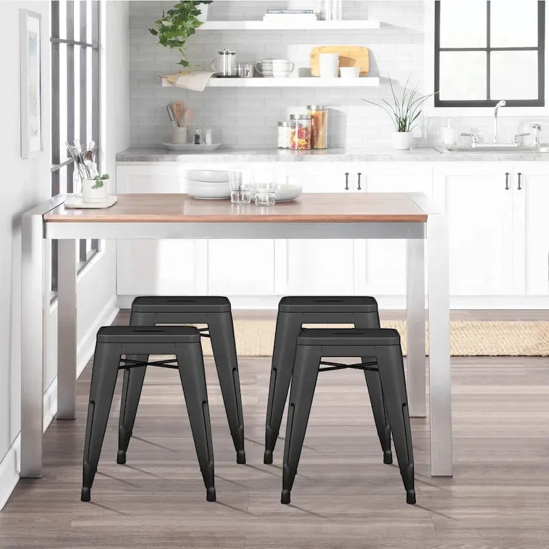 Tabourets de bar industriels en métal sans dossier de 45,7 cm, empilables, lot de 4