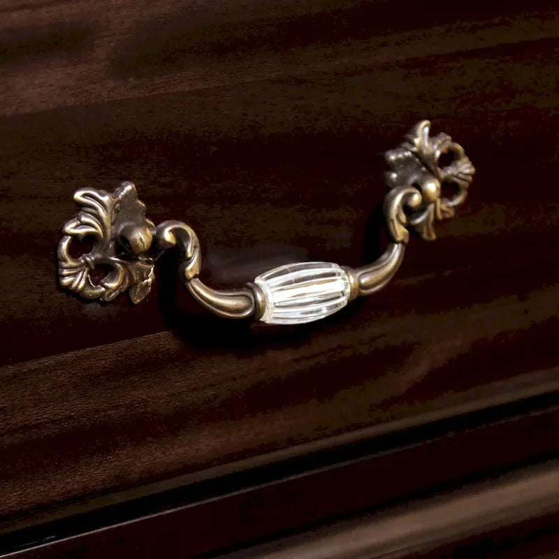Ensemble de chambre 2 pièces en noyer traditionnel avec lit à colonnes