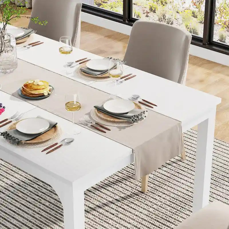 Table de salle à manger moderne pour 6 à 8 personnes avec piètement métallique